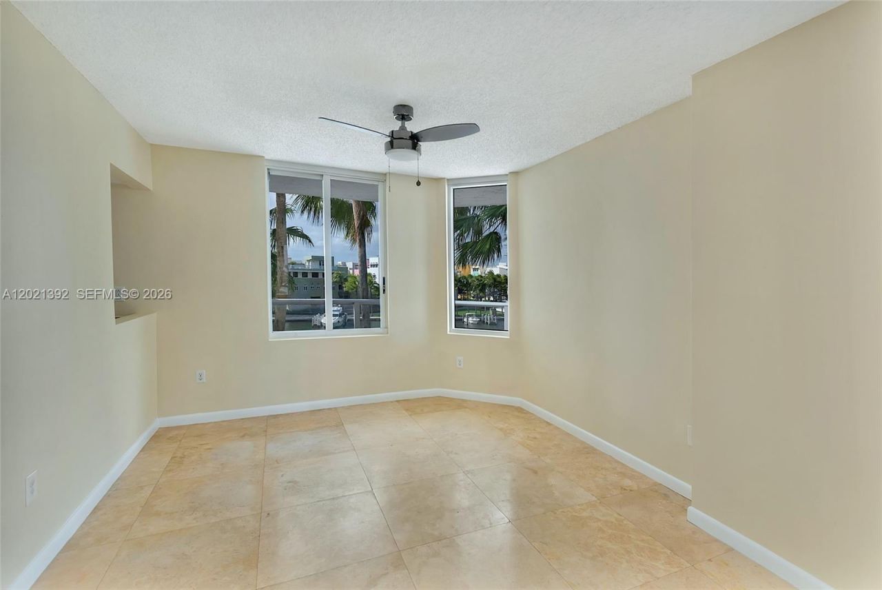 5900 Collins Ave , Unit 408, Miami Beach, FL 33140 Photo