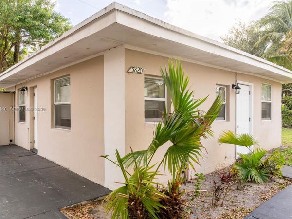 5820 Grant St, Unit Back, Hollywood, FL 33021