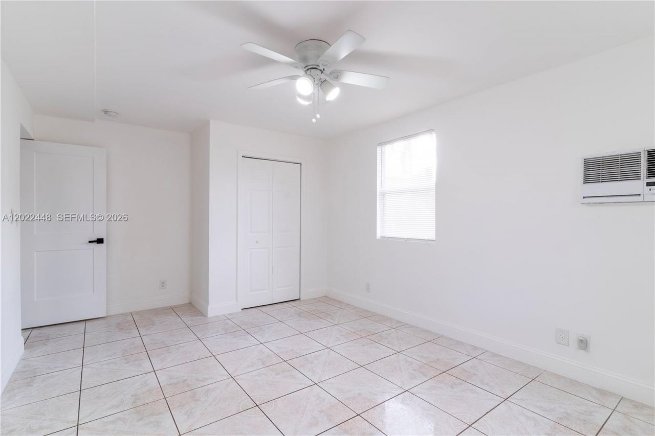5820 Grant St, Unit Back, Hollywood, FL 33021 Photo