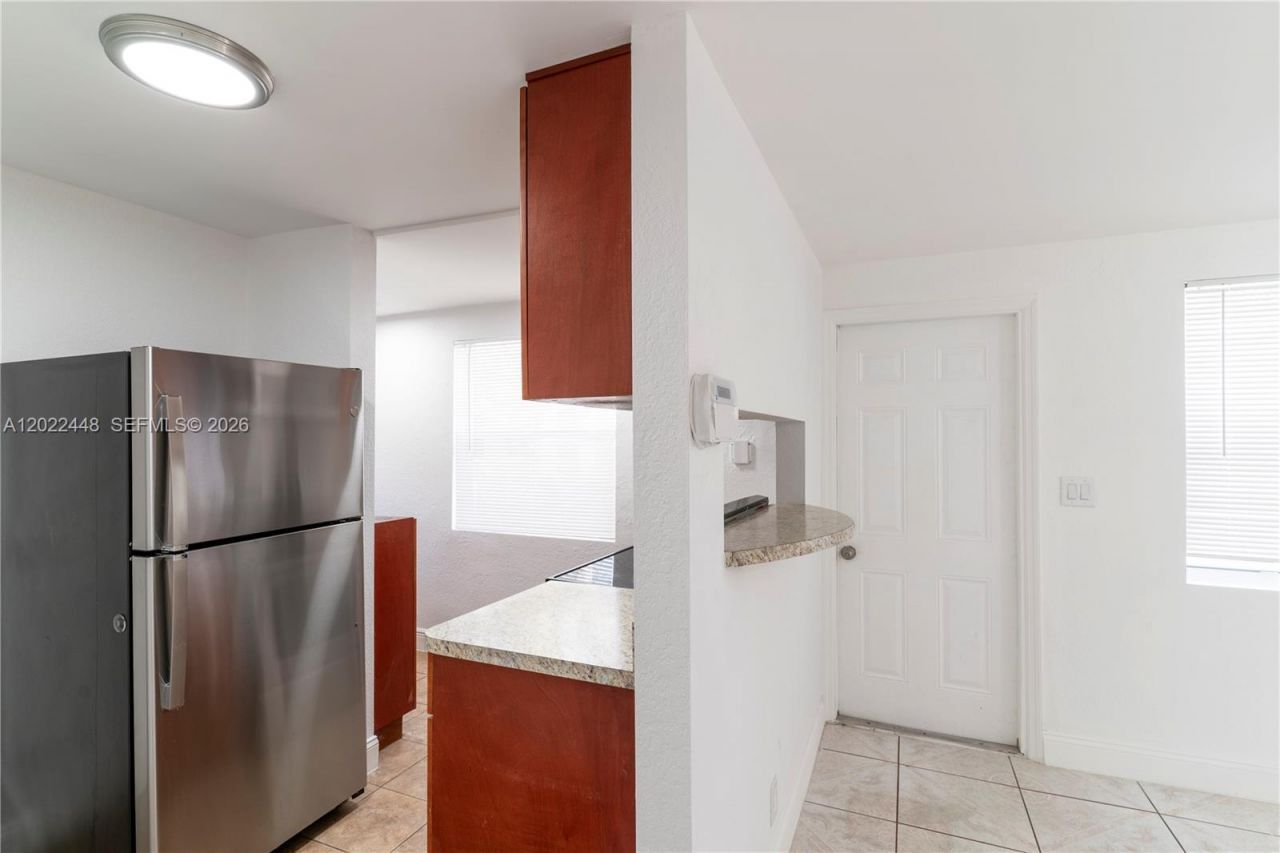 5820 Grant St, Unit Back, Hollywood, FL 33021 Photo