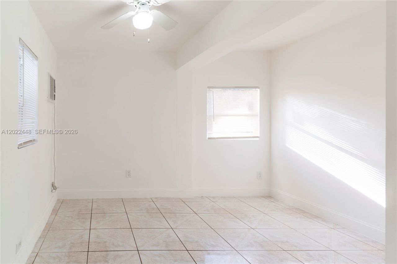 5820 Grant St, Unit Back, Hollywood, FL 33021 Photo