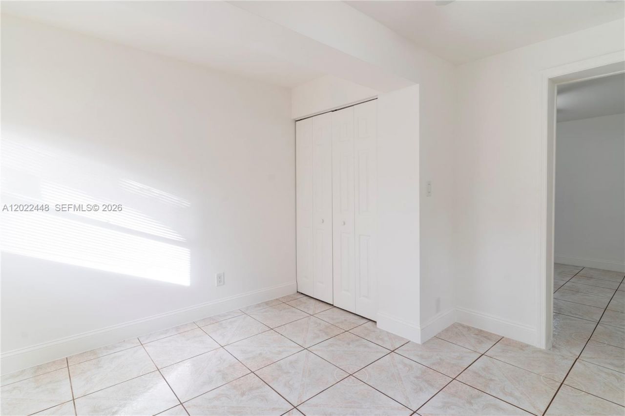 5820 Grant St, Unit Back, Hollywood, FL 33021 Photo