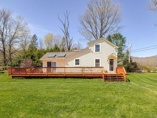 81 Black Grocery Road , Hillsdale, NY 12529