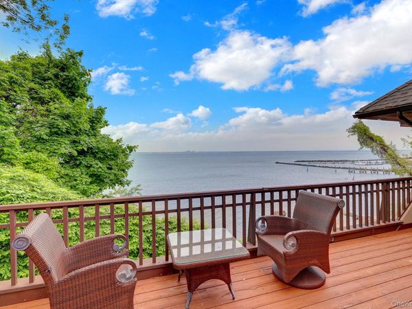 35 Sunview Drive , Glen Cove, NY 11542