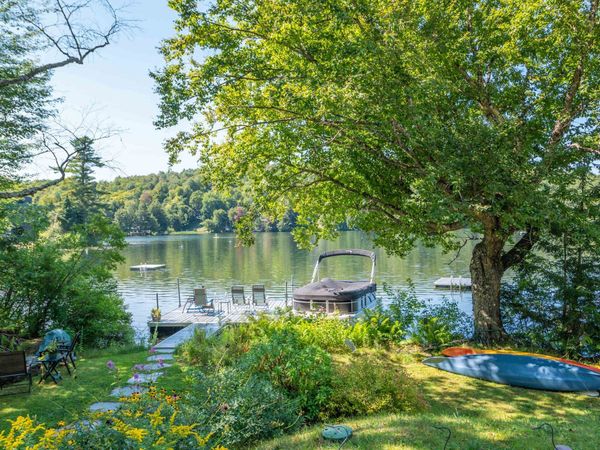 392 Lake Raponda Road, Wilmington, VT 05363