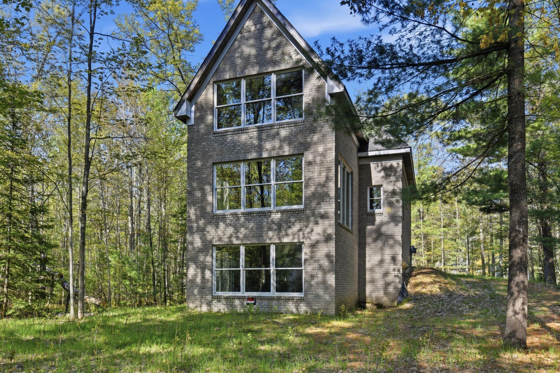 2088 E Higgins Lake Drive, Roscommon, MI 48653 Main Photo
