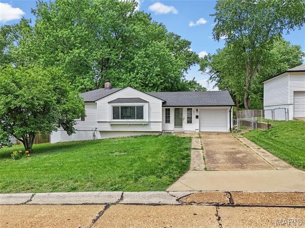 9557 Cantwell Drive , Affton, MO 63123