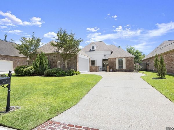 16208 Woodland Trail Ave, Saint George, LA 70817