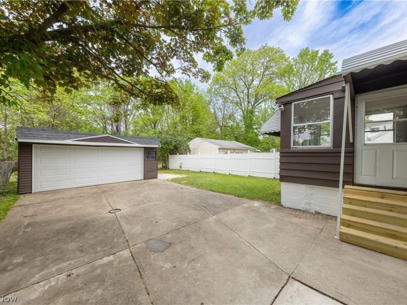 4688 E 173rd Street, Cleveland, OH 44128 Photo 34