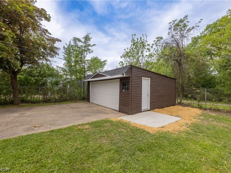 4688 E 173rd Street, Cleveland, OH 44128 Photo 36