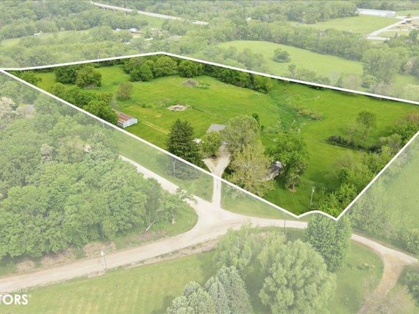 32195 234Th Street, Eldora, IA 50627