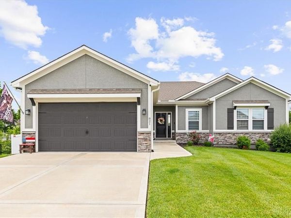 821 Cindy Lane, Raymore, MO 64083