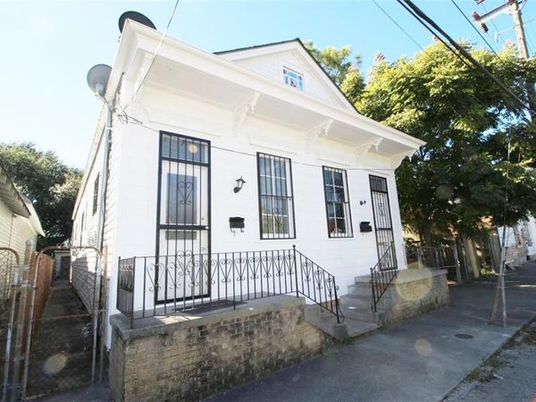 2612 URQUHART Street, New Orleans, LA 70117