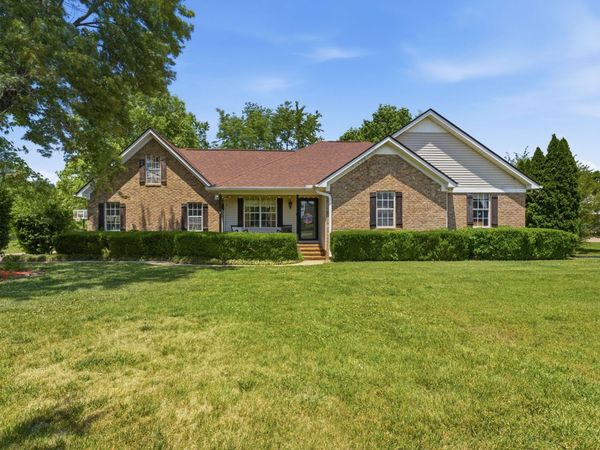 3430 Middleton Dr , Rockvale, TN 37153