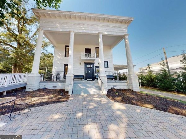 1029 S Elm Street, Commerce, GA 30529