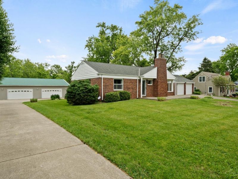 2100 Miles Road, Springfield Twp., OH 45231 Photo 3