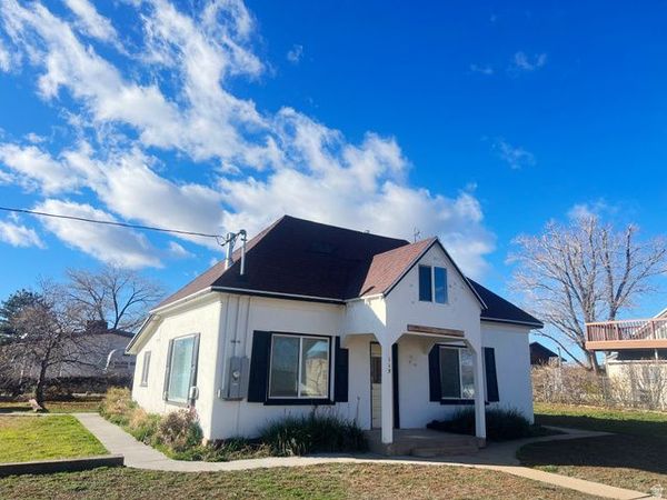 115 N 400 W, Blanding, UT 84511