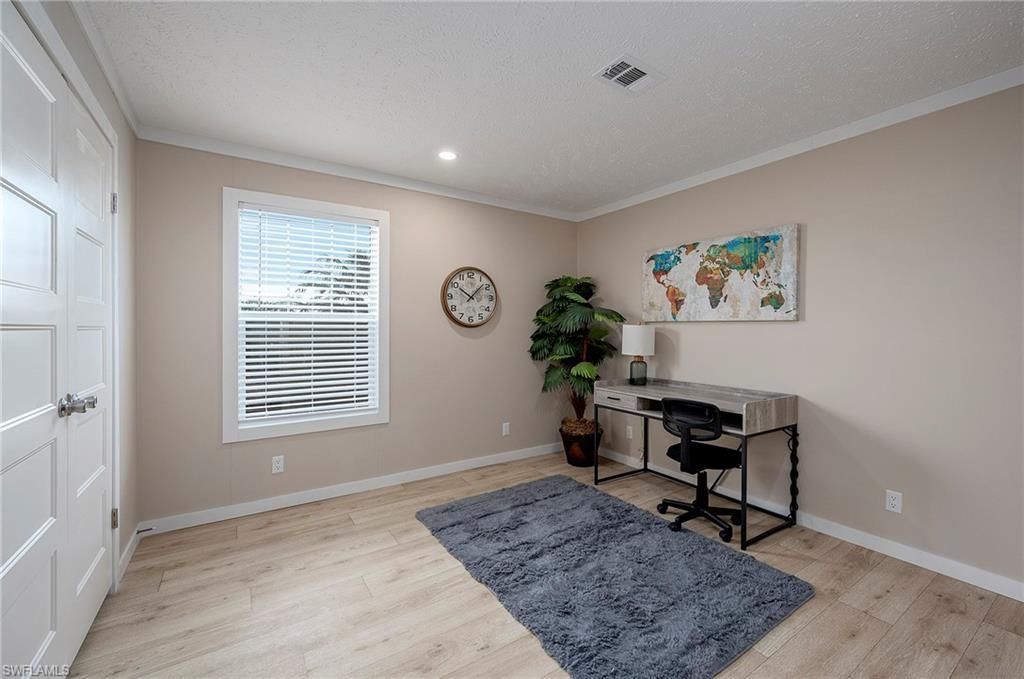 93 Poinsettia Dr, Fort Myers, FL 33905 Photo