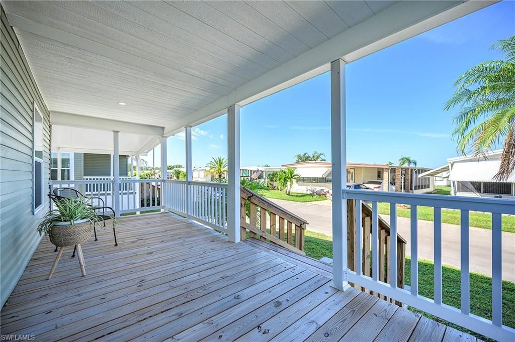 93 Poinsettia Dr, Fort Myers, FL 33905 Photo