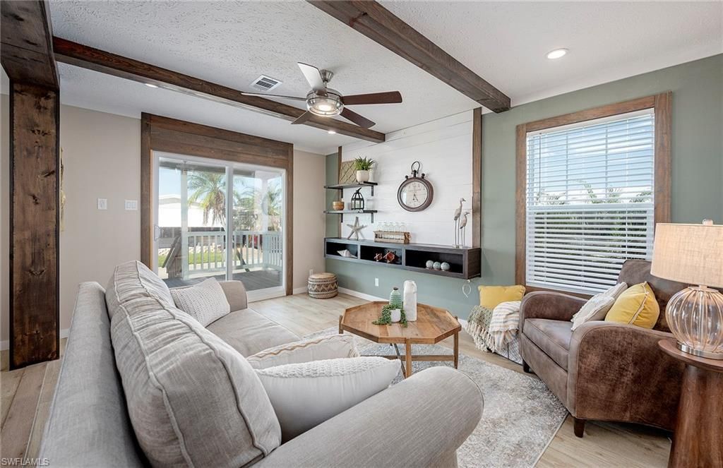 93 Poinsettia Dr, Fort Myers, FL 33905 Photo