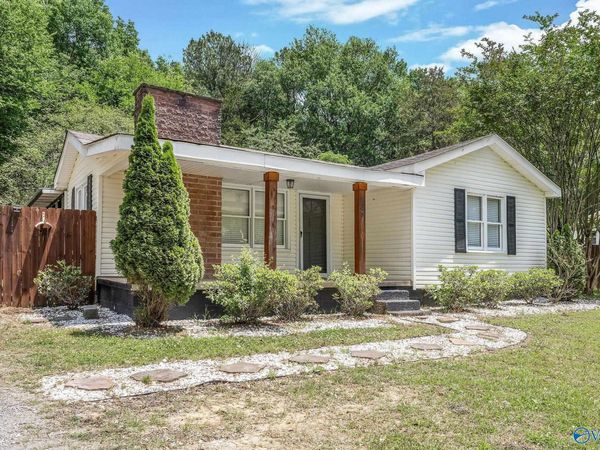 236 Hampton Road NW, Hartselle, AL 35640