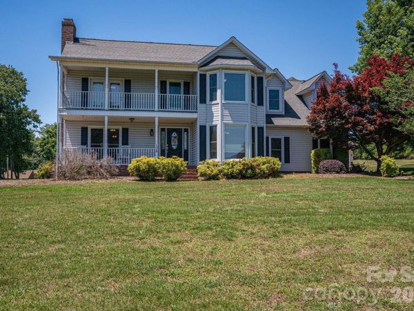 128 Windy Hill Drive , Cherryville, NC 28021