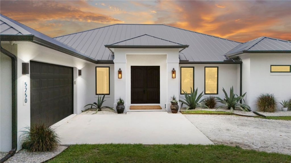 5250 21st Street Sw, Vero Beach, FL 32968 Photo