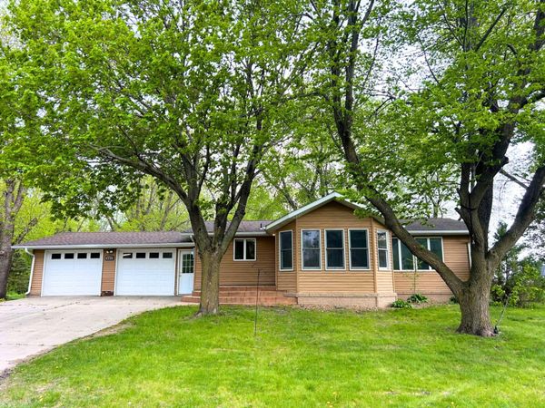451 2nd Street N, Wood Lake, MN 56297