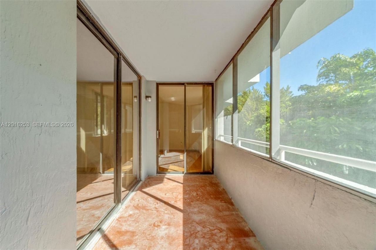 8275 SW 152nd Ave, Unit D-307, Miami, FL 33193 Photo