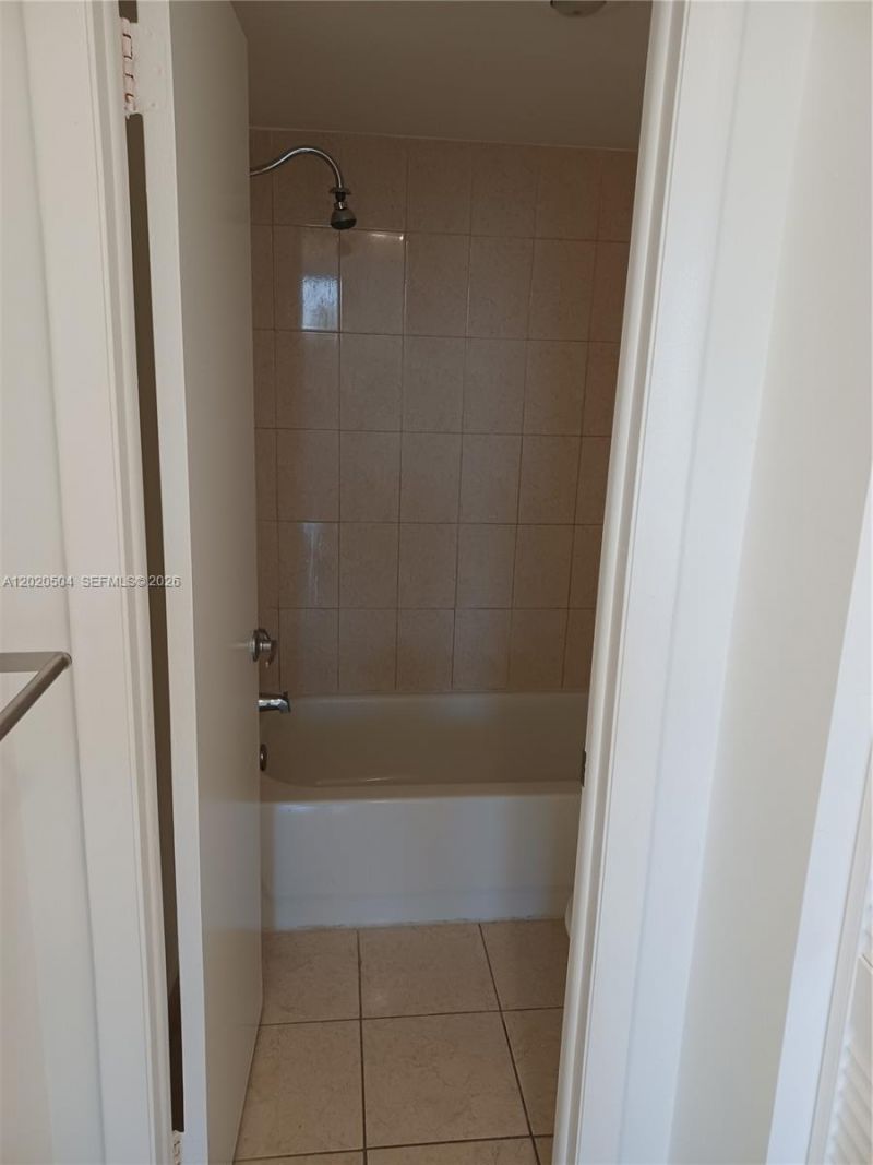 8275 SW 152nd Ave , Unit D-416, Miami, FL 33193 Photo