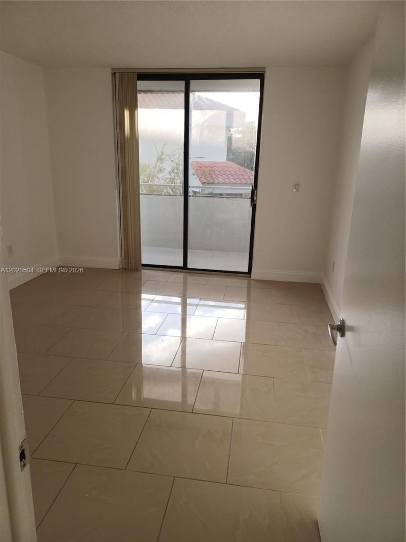 8275 SW 152nd Ave , Unit D-416, Miami, FL 33193 Photo
