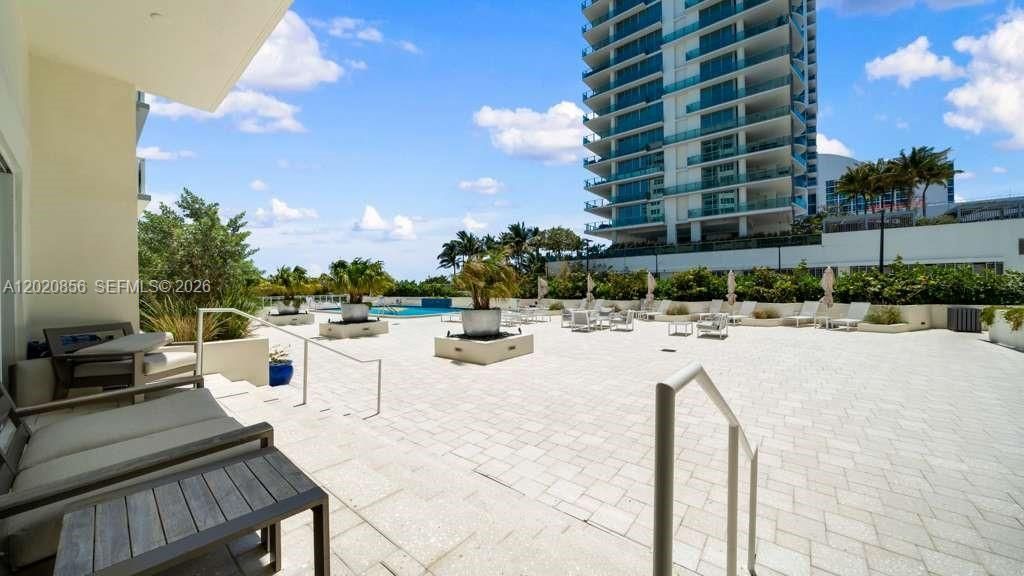 6917 Collins Ave, Unit L-107, Miami Beach, FL 33141 Photo