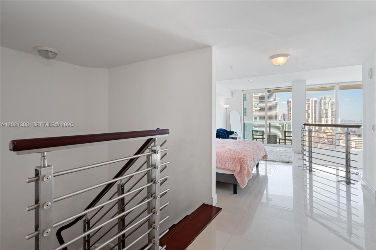 41 SE 5th St, Unit 1609, Miami, FL 33131 Photo