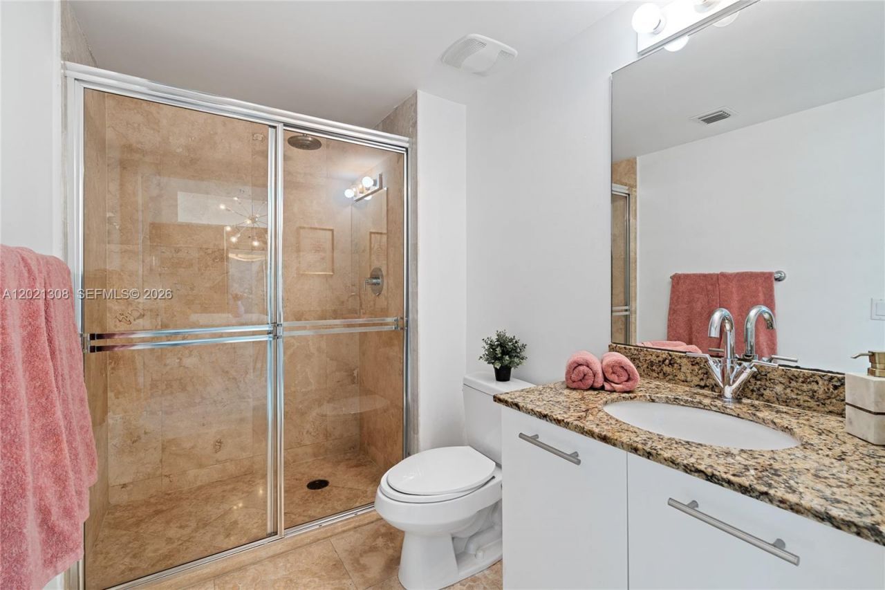 41 SE 5th St, Unit 1609, Miami, FL 33131 Photo