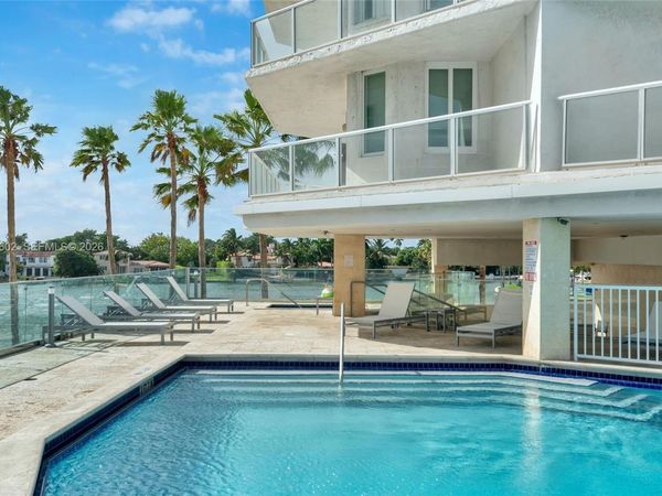 5900 Collins Ave , Unit 408, Miami Beach, FL 33140