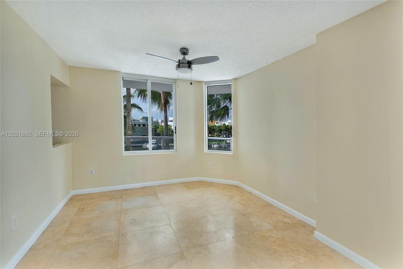 5900 Collins Ave , Unit 408, Miami Beach, FL 33140 Photo