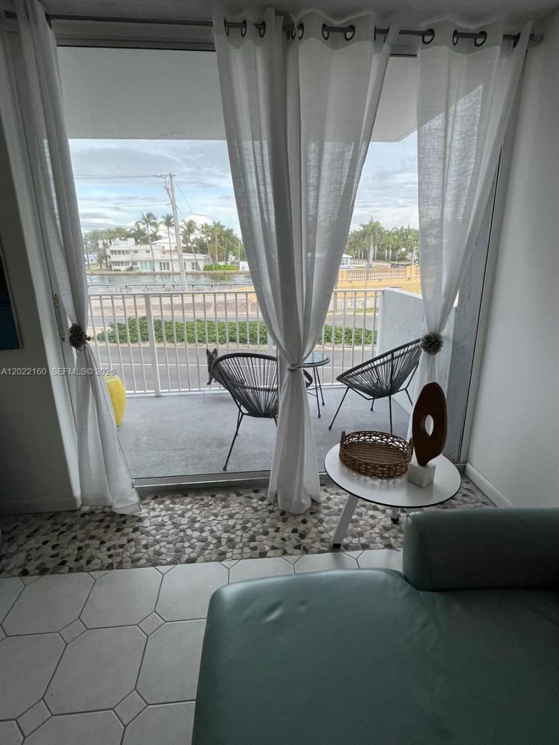 211 S Ocean Dr, Unit 204, Hollywood, FL 33019 Photo