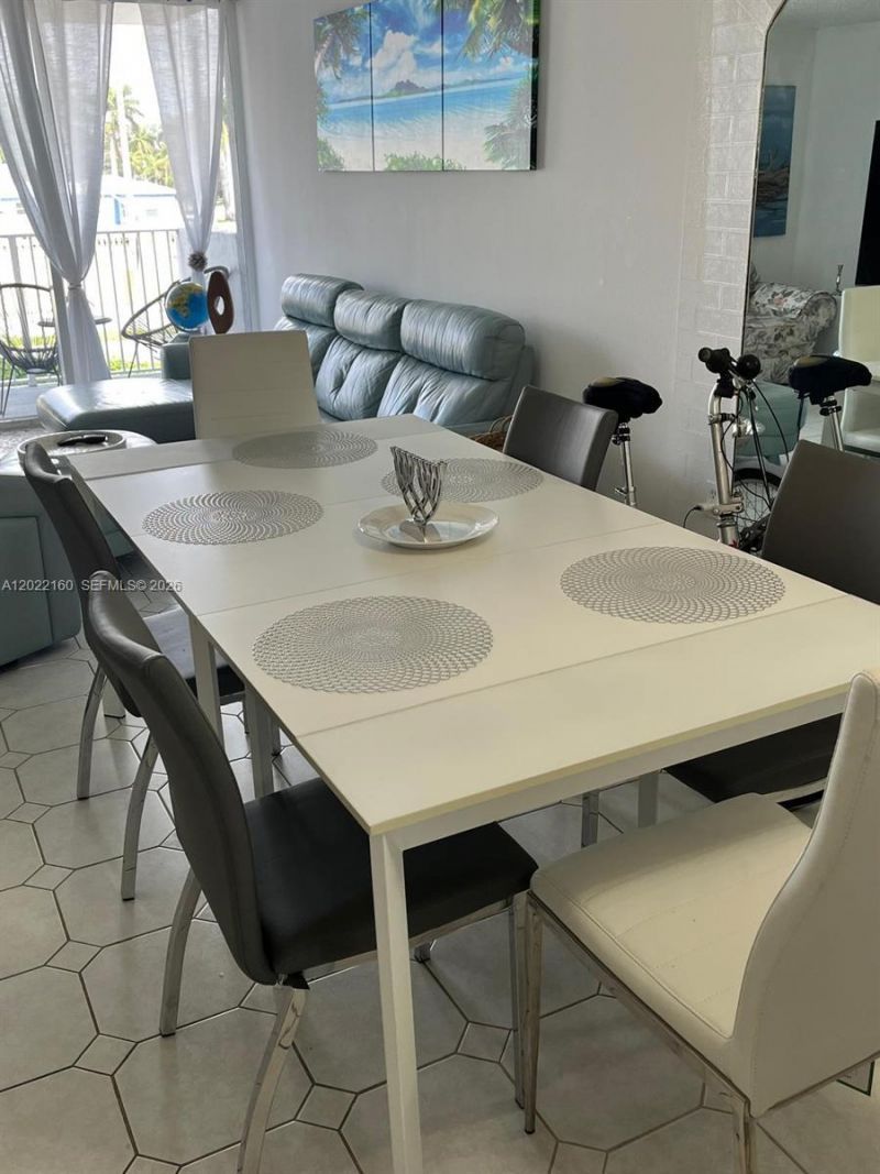 211 S Ocean Dr, Unit 204, Hollywood, FL 33019 Photo