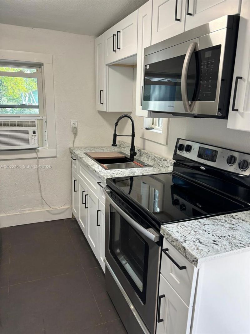 5911 NW 5th Ct , Unit 5911, Miami, FL 33127 Photo