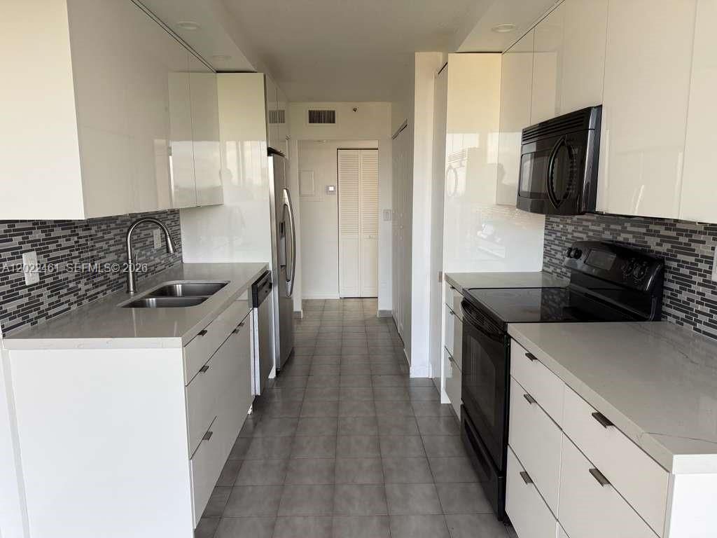 900 NE 195th St , Unit 618, Miami, FL 33179 Photo
