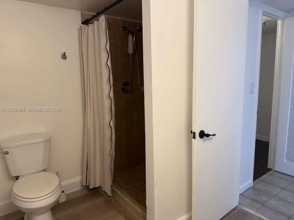 900 NE 195th St , Unit 618, Miami, FL 33179 Photo