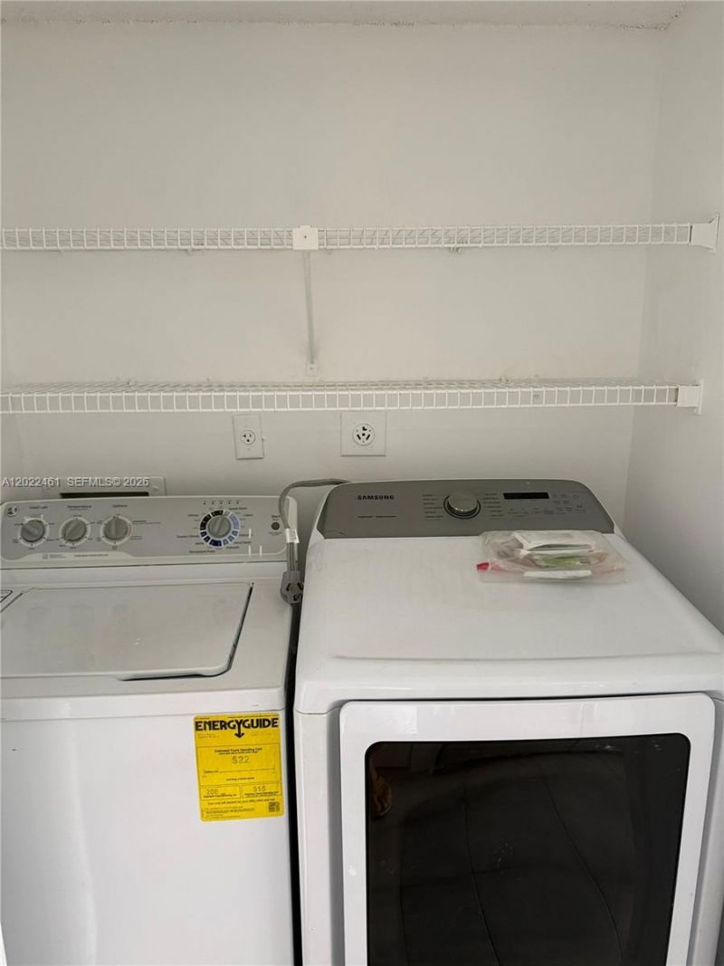 900 NE 195th St , Unit 618, Miami, FL 33179 Photo