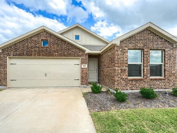 1318 Eldridge Pond Street, Forney, TX 75126