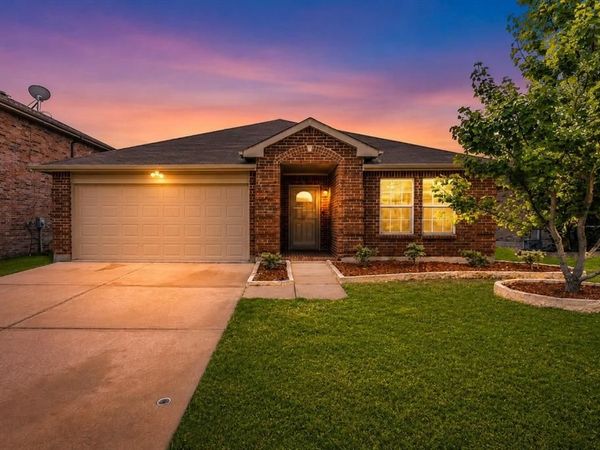 1744 Trego Drive , Fort Worth, TX 76247