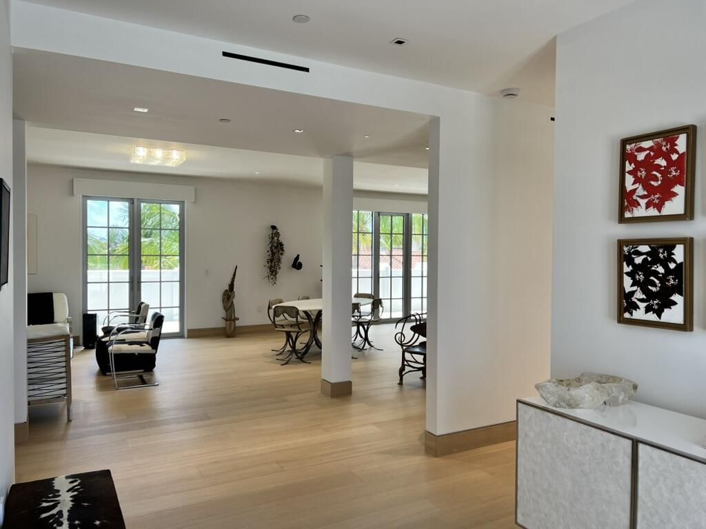 247 Worth Avenue, Unit Penthouse, Palm Beach, FL 33480 Photo