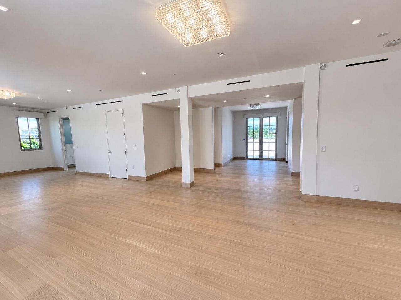 247 Worth Avenue, Unit Penthouse, Palm Beach, FL 33480 Photo