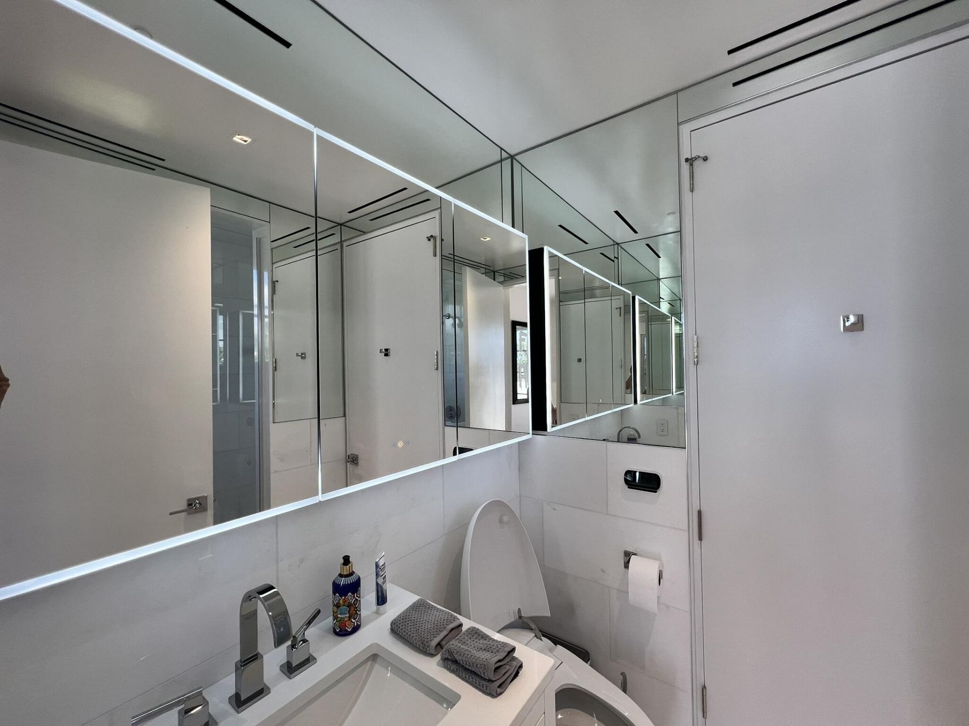 247 Worth Avenue, Unit Penthouse, Palm Beach, FL 33480 Photo