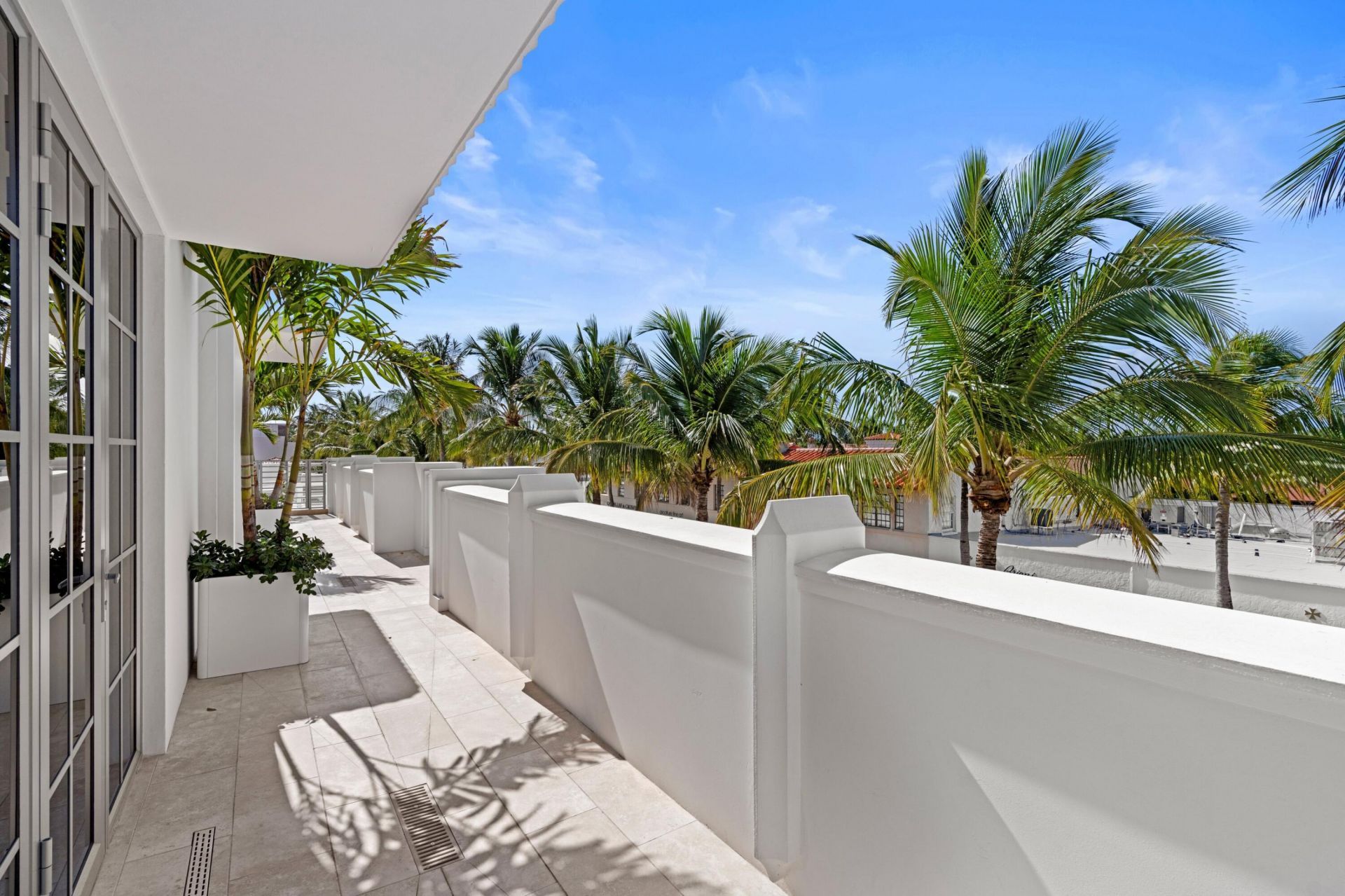 247 Worth Avenue, Unit Penthouse, Palm Beach, FL 33480 Photo