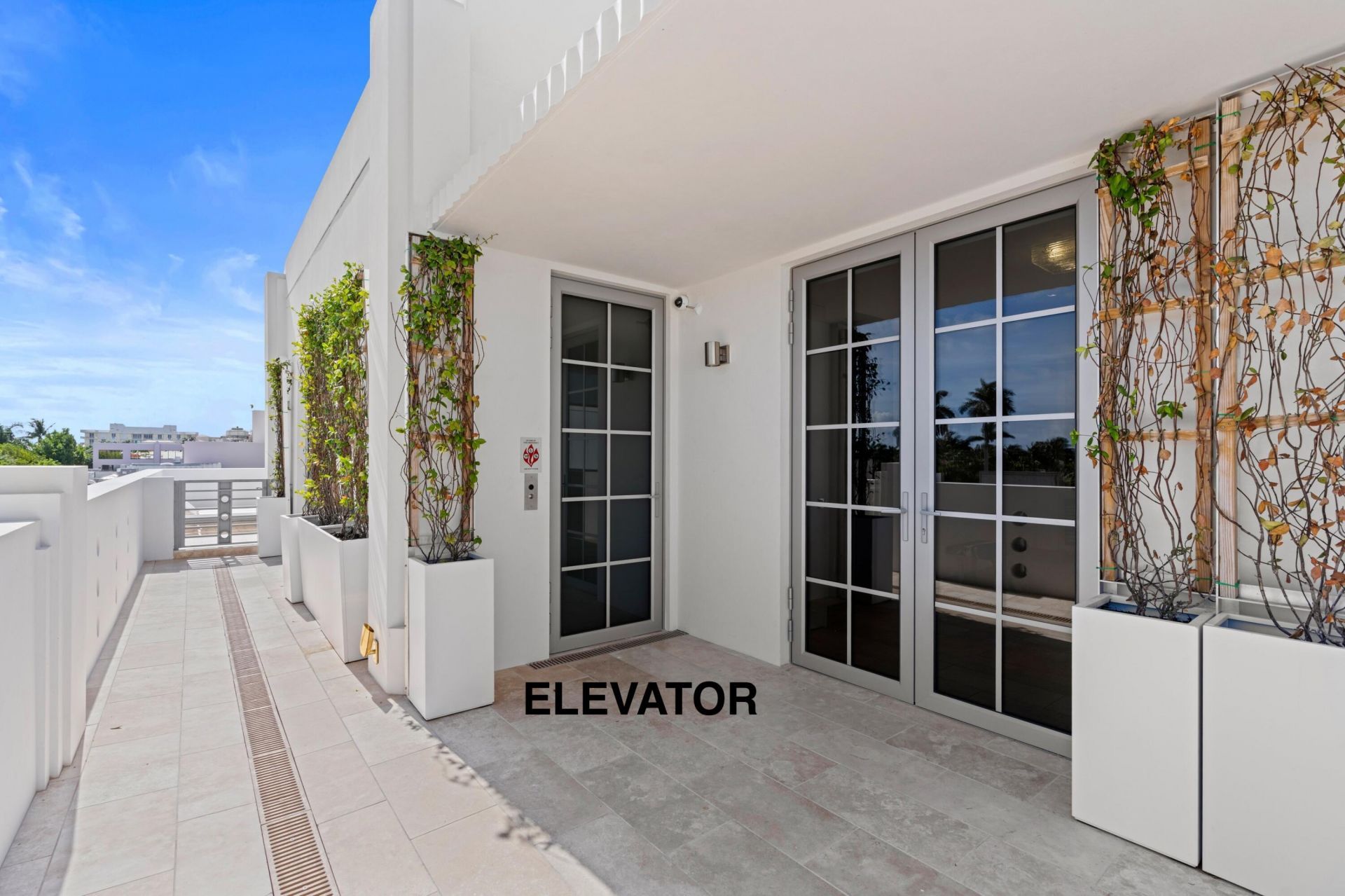 247 Worth Avenue, Unit Penthouse, Palm Beach, FL 33480 Photo