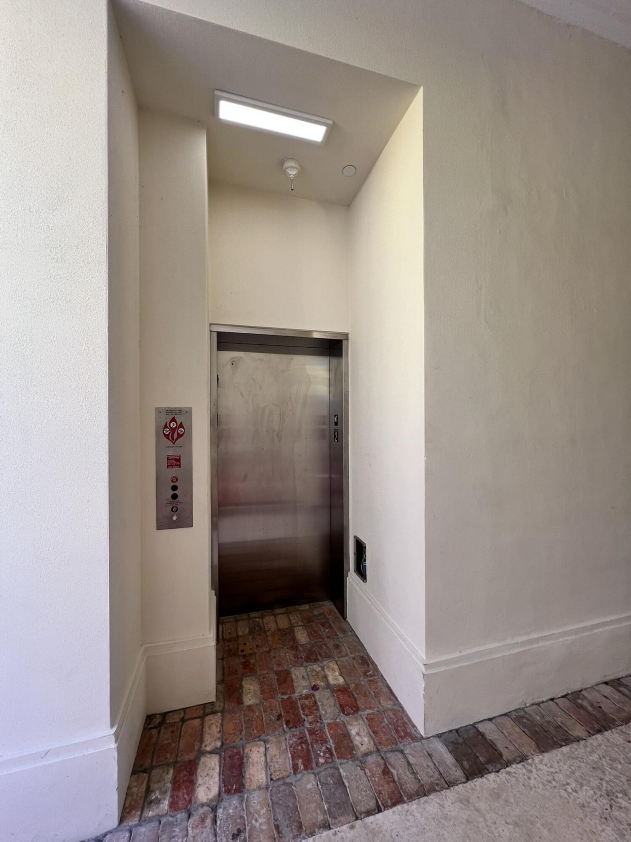 247 Worth Avenue, Unit Penthouse, Palm Beach, FL 33480 Photo